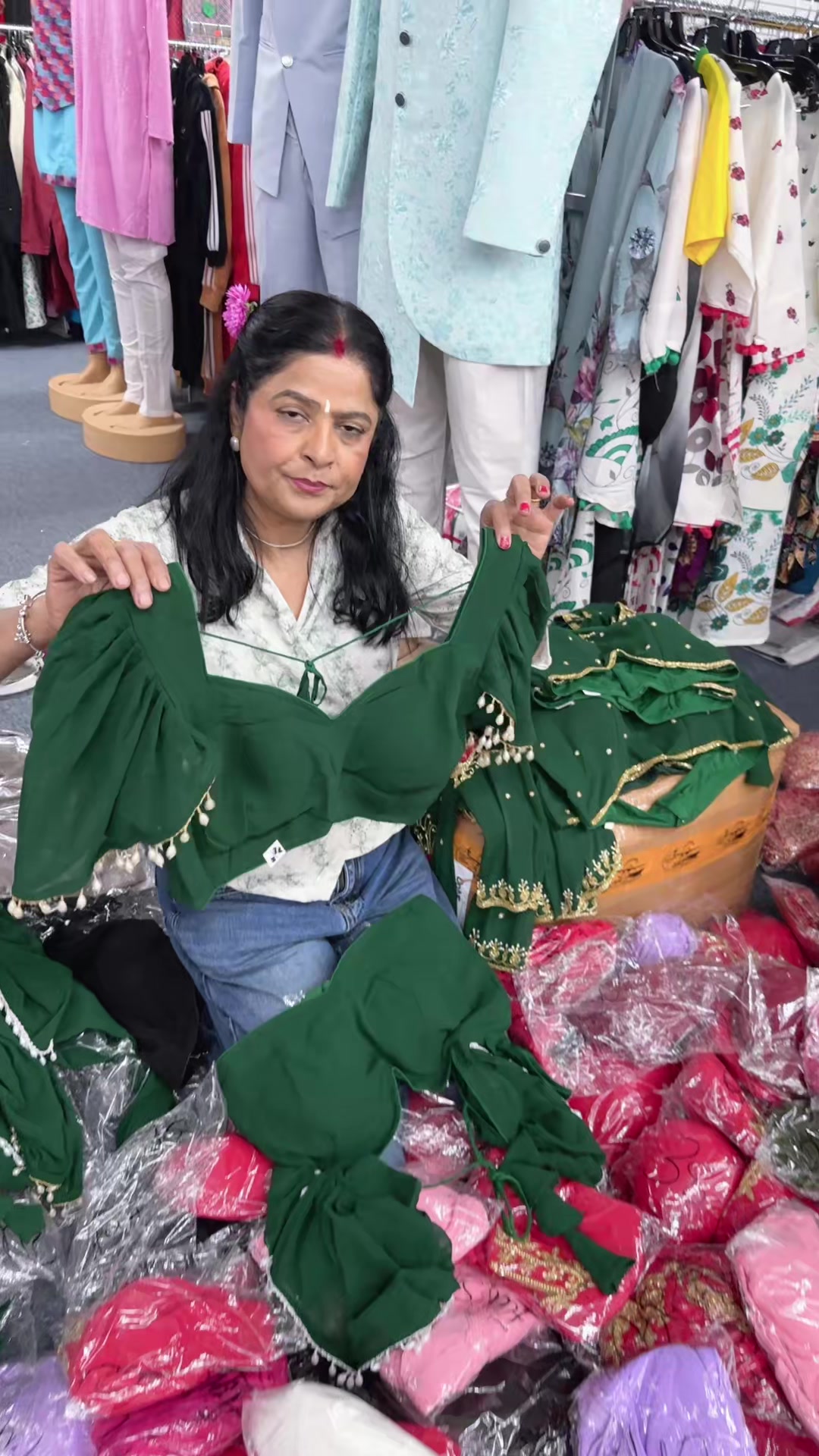 @FASHION AVENUE OFFICIALS
