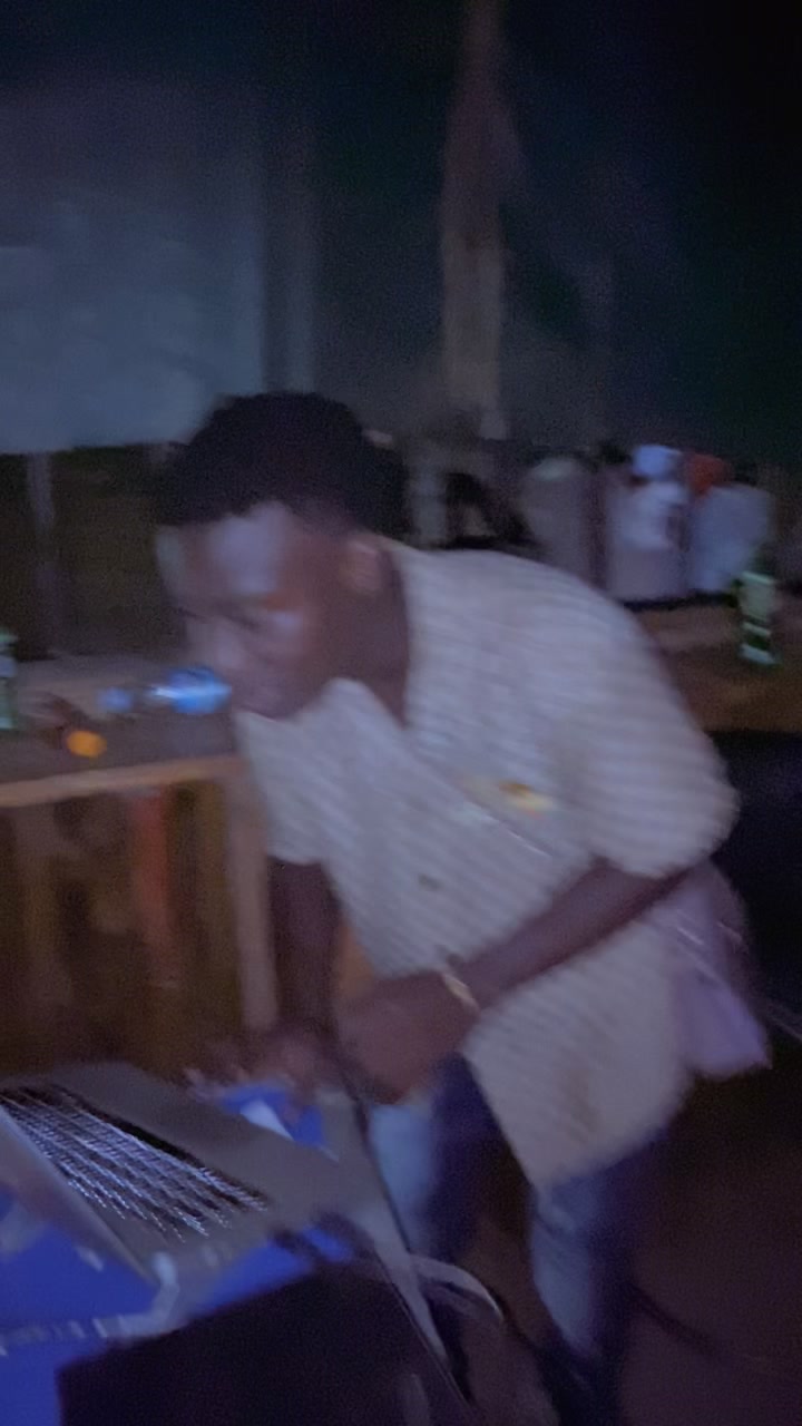 @lytøñdëêjåy1🔥🎶🇺🇬🇺🇬