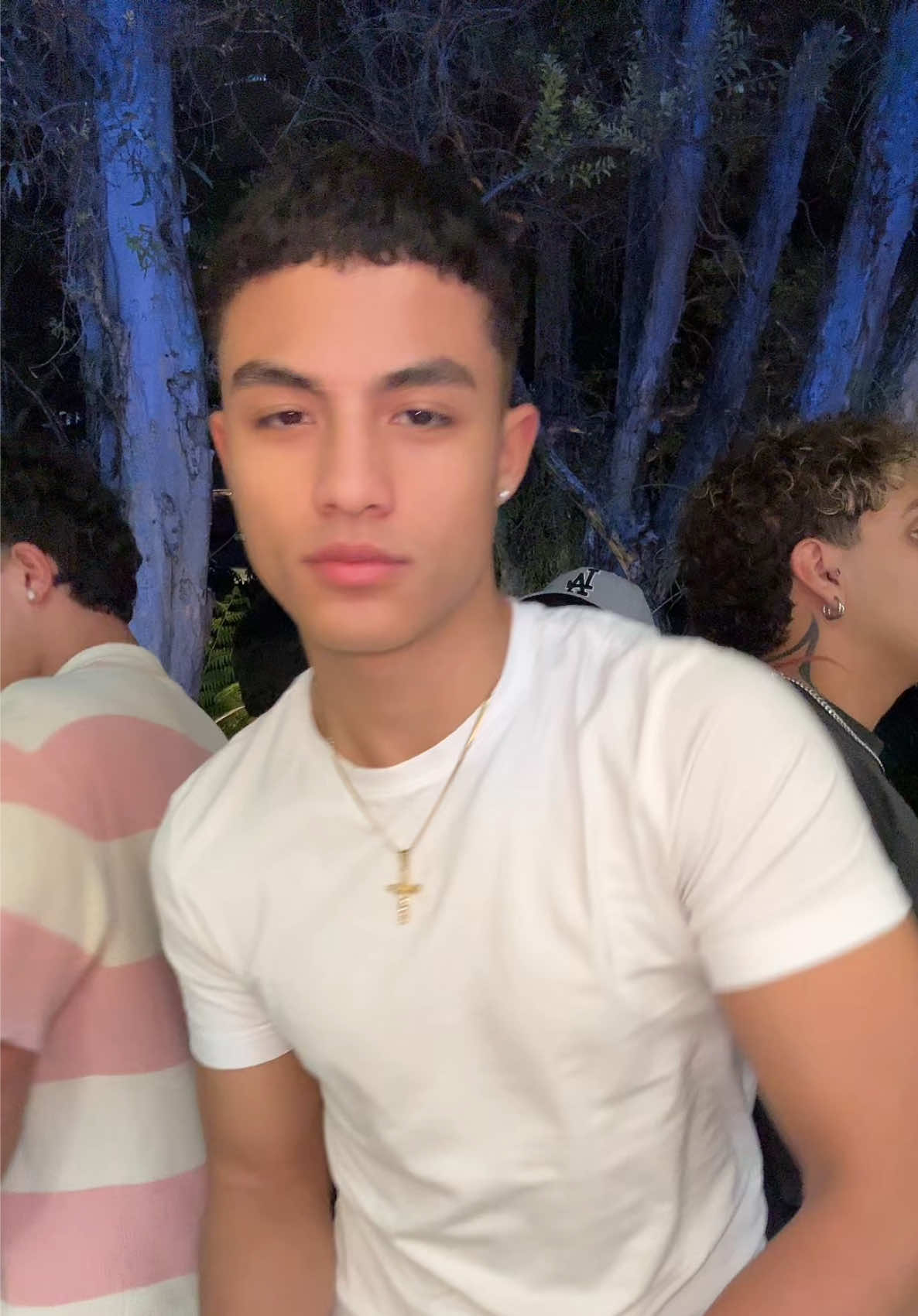 @𝐇𝐮𝐠𝐨 🦦
