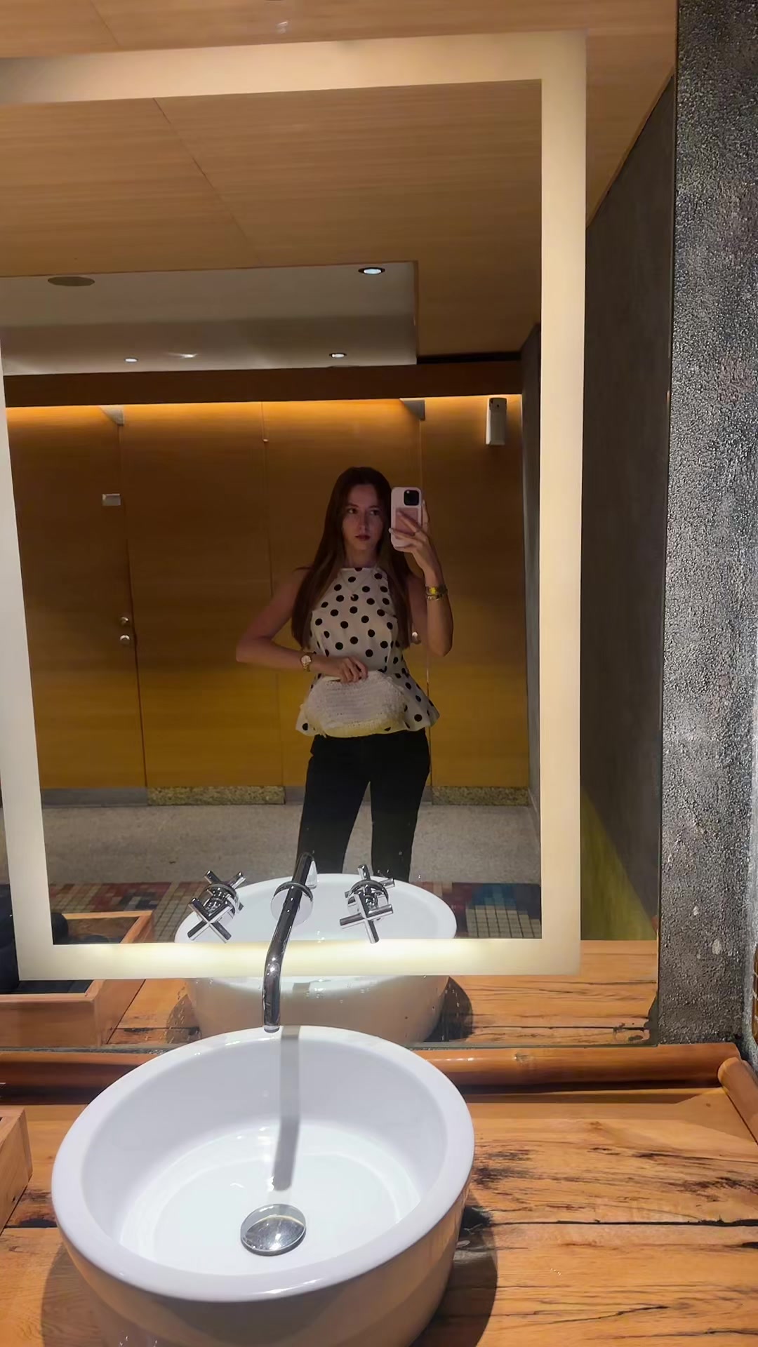 @alexxxandra