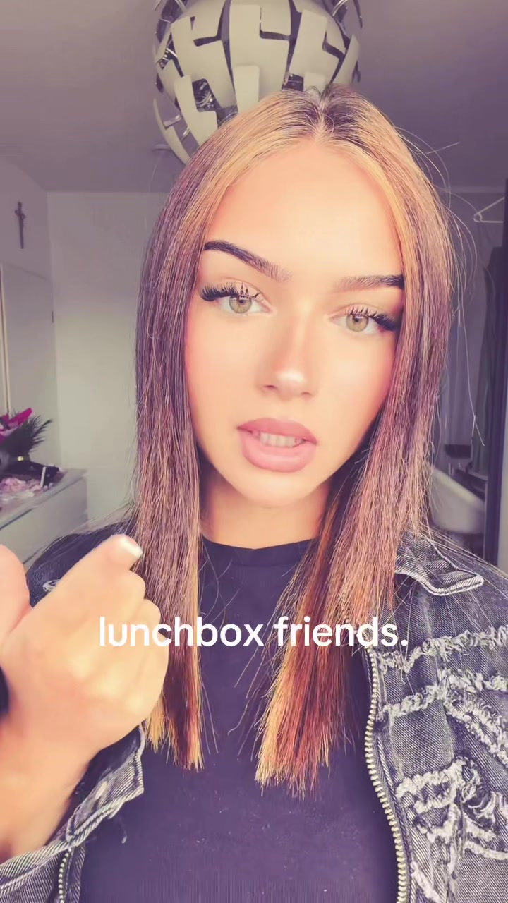 @aleyna
