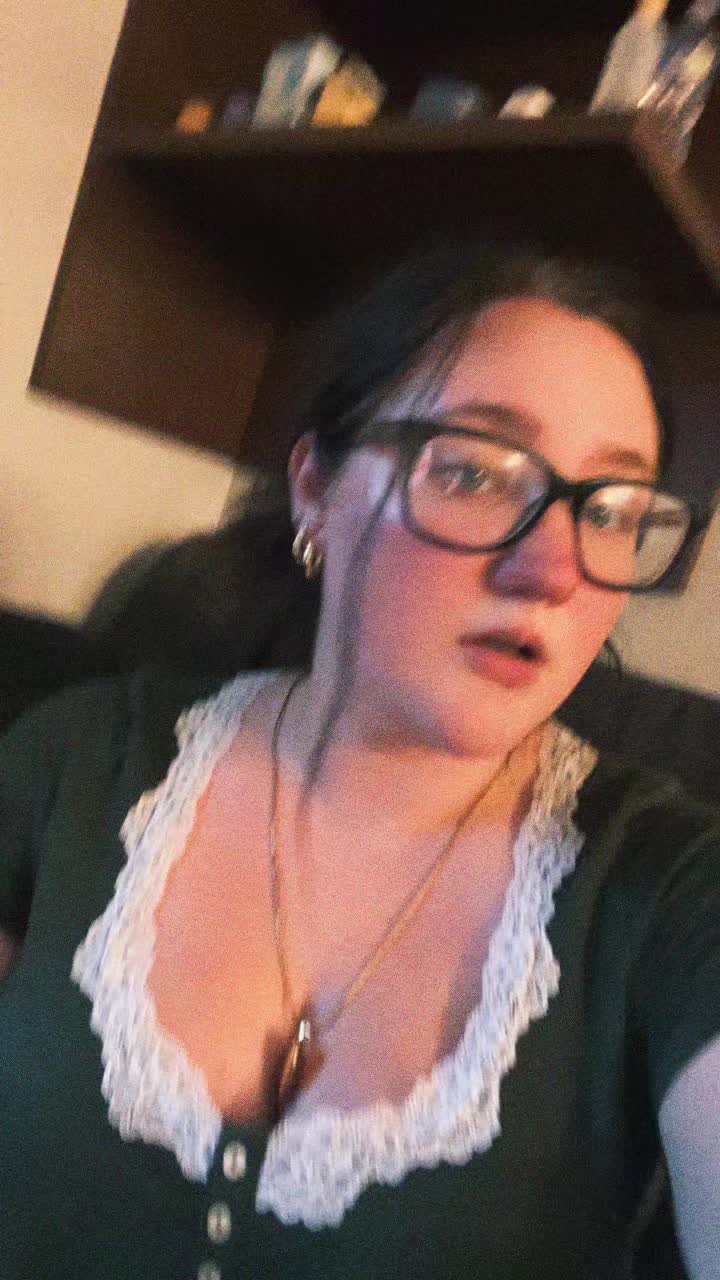 @f_emma_ninomenon
