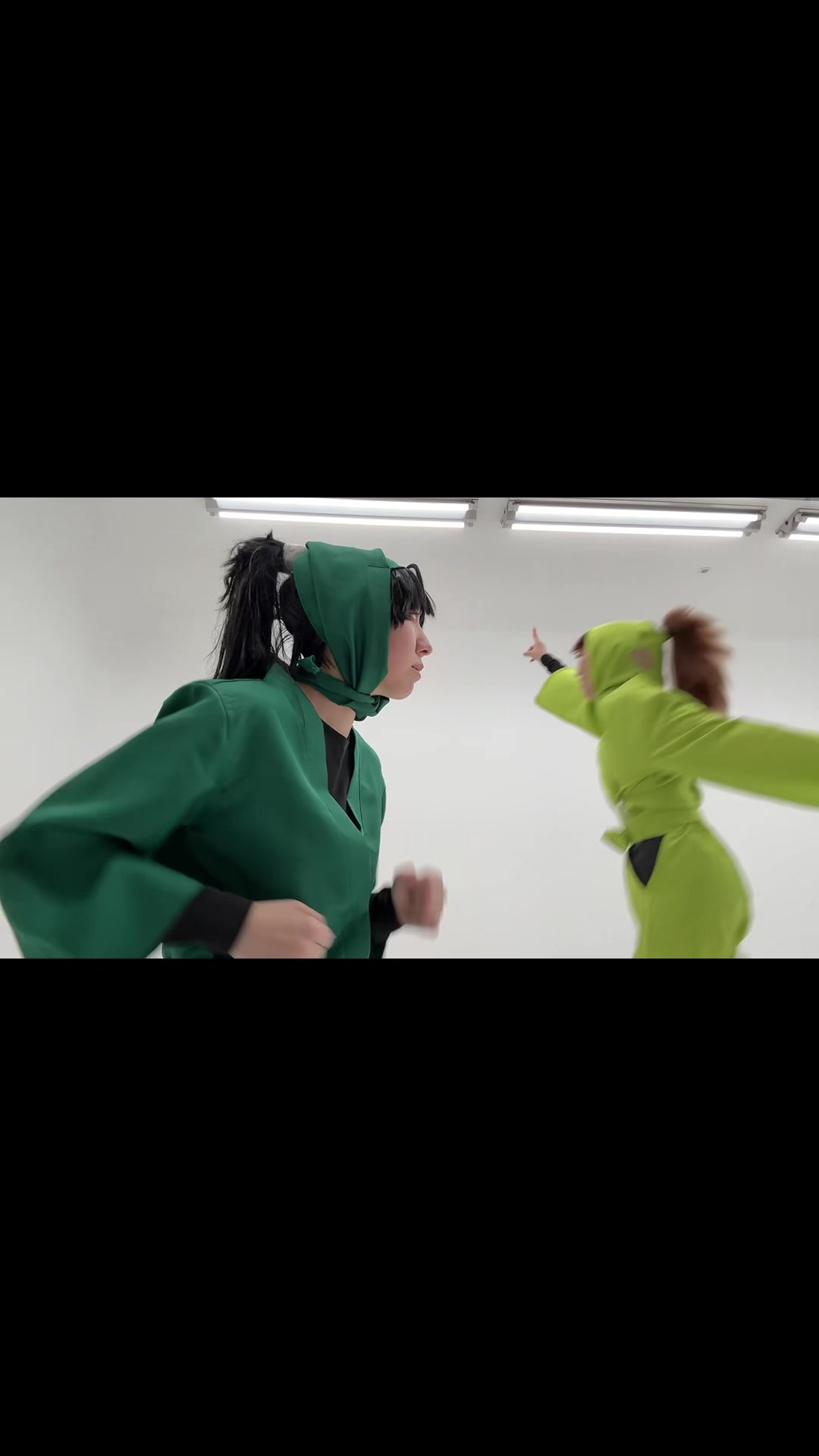 @もげ