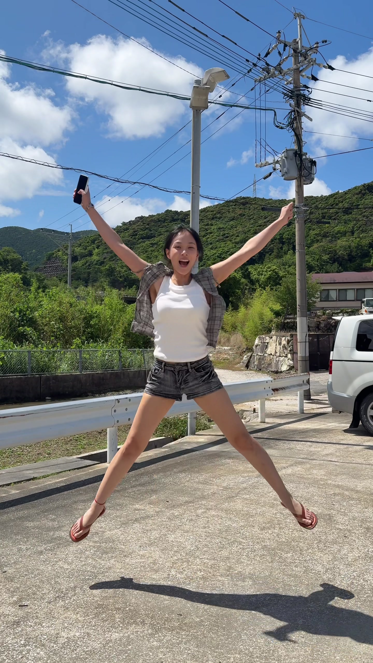 @비비 (BIBI)