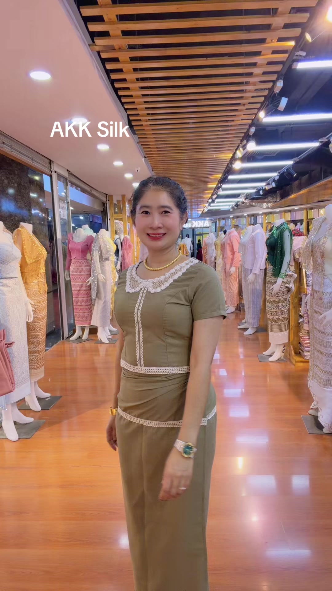 @Akk Silk (official account)
