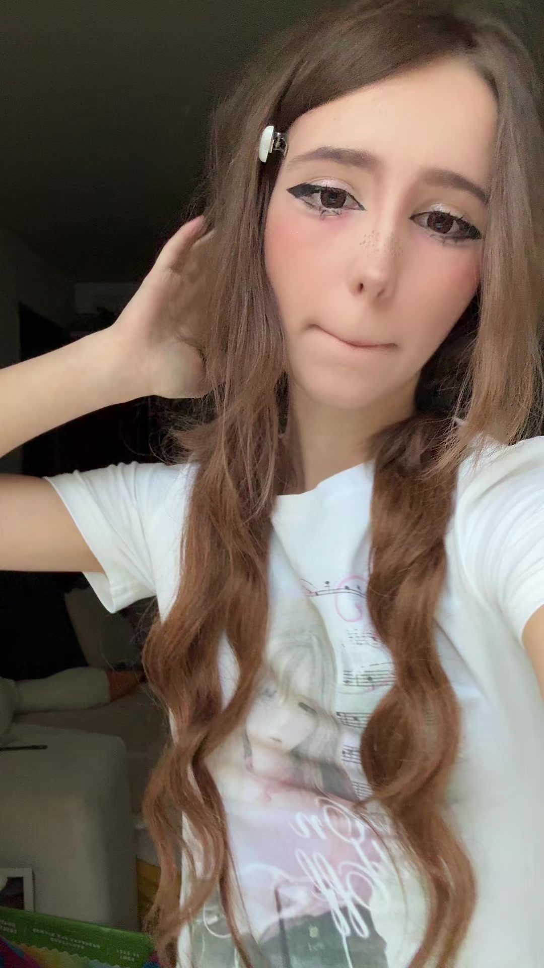 @Котя :3 😁