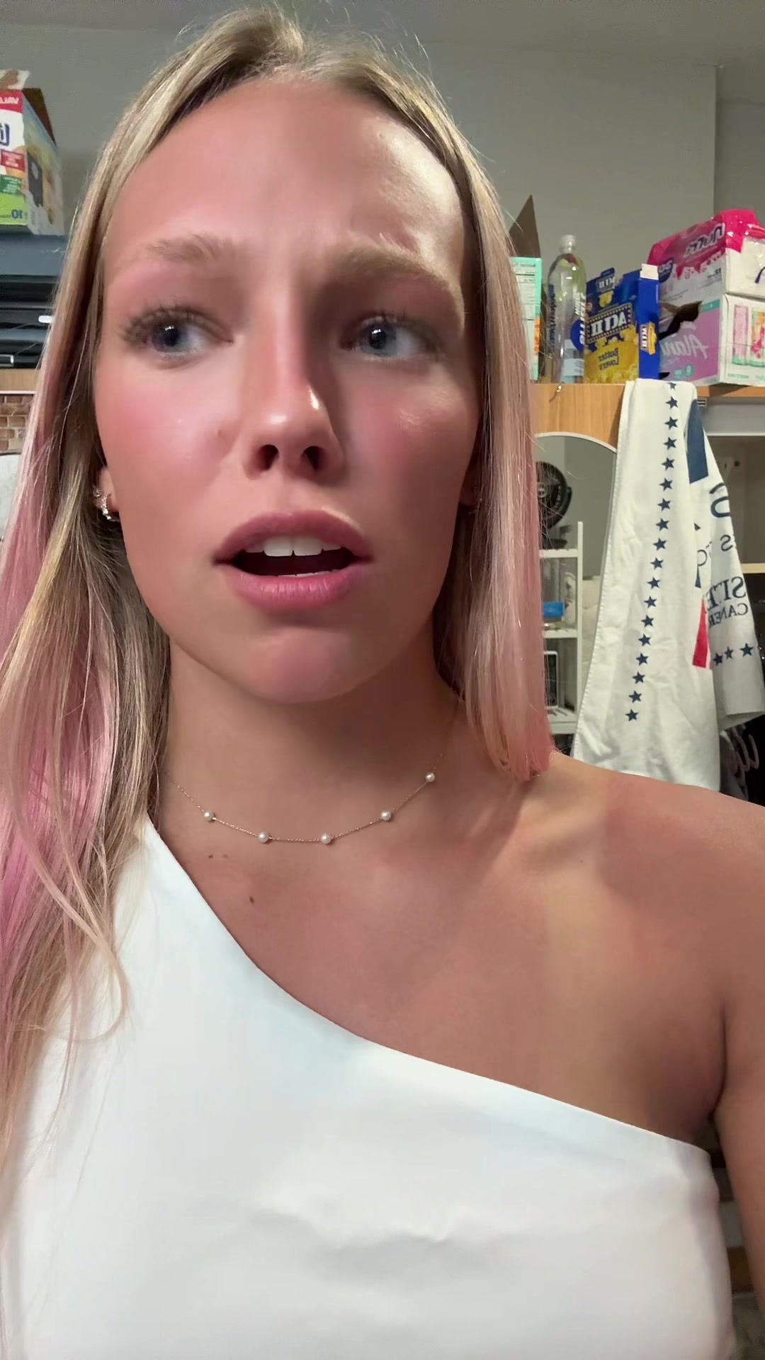 @Izabelll
