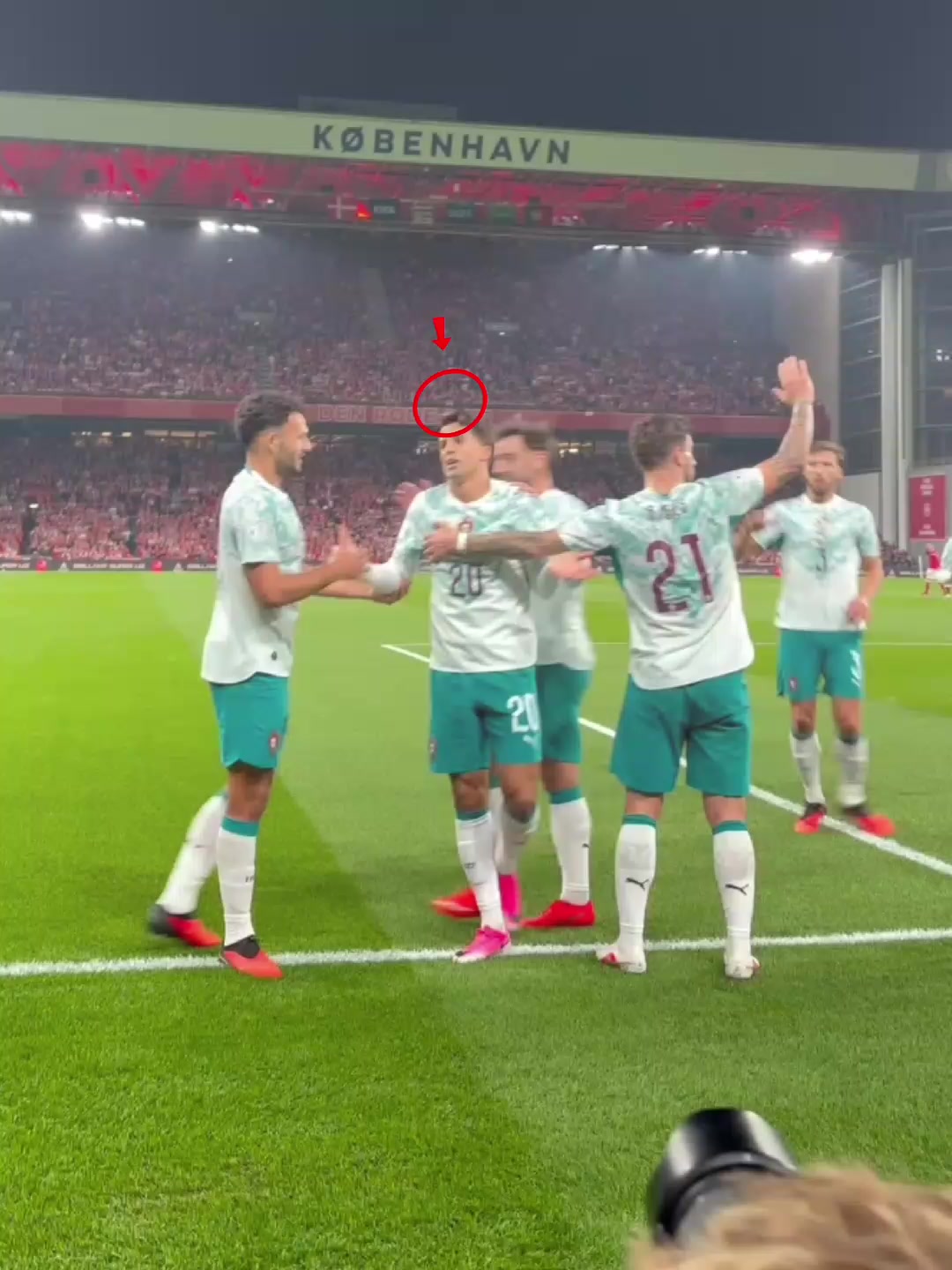 @RODRI_&sup1;⁶🦅