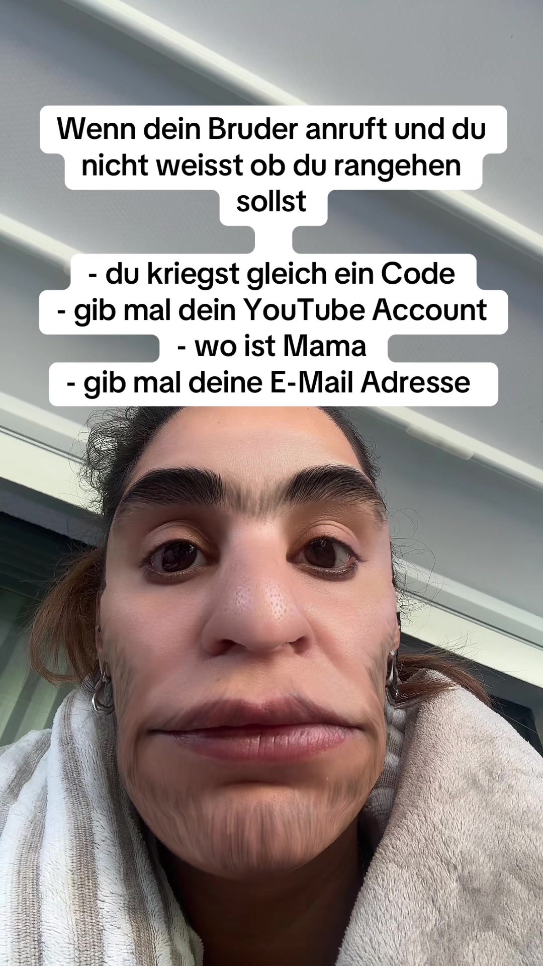 @eKe