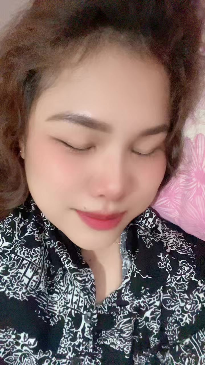 @Blossom phyu ♍️