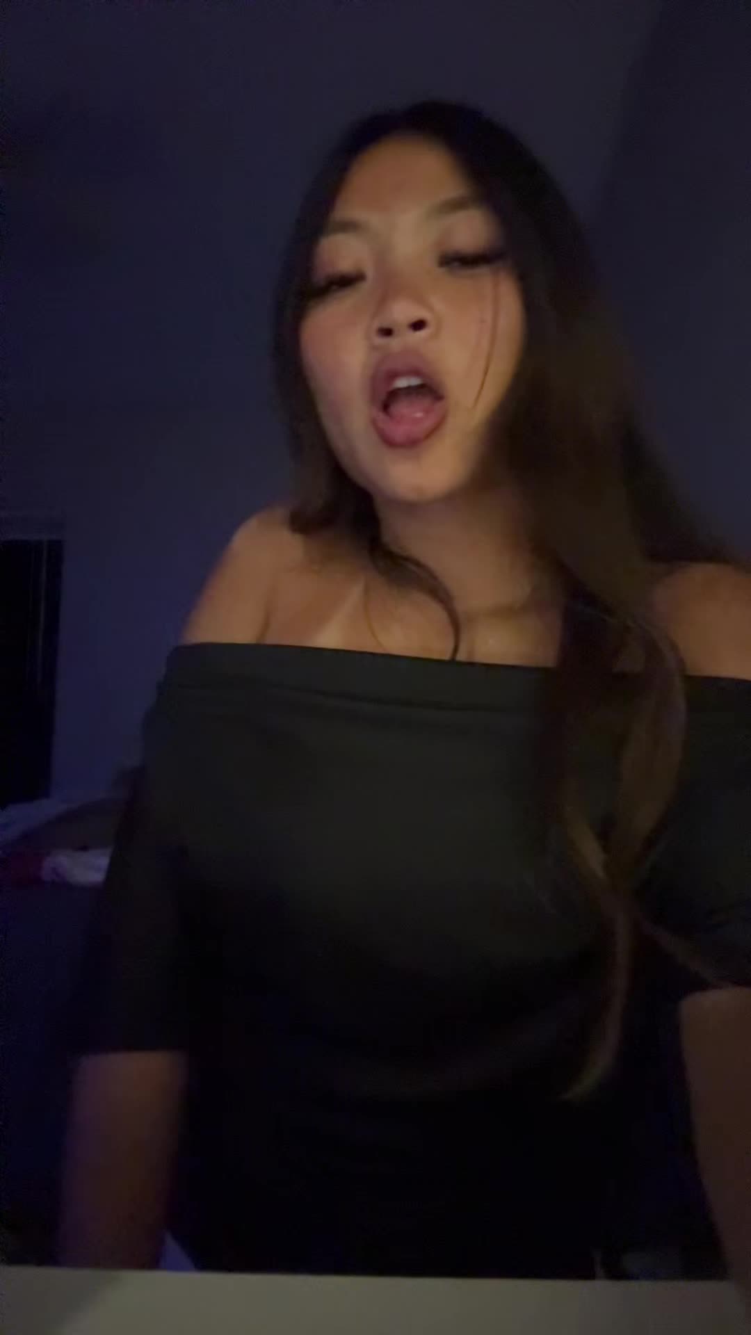 @𝒸𝒽𝑒𝓎𝑒𝓃𝓃𝑒 😉