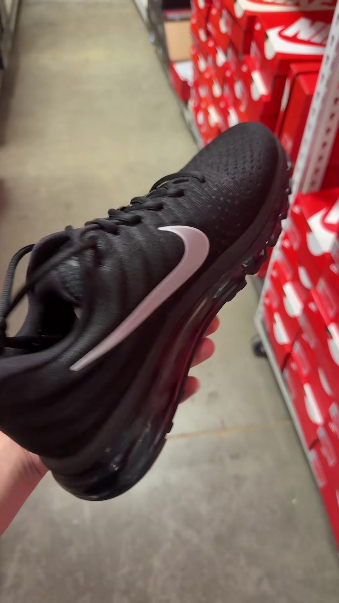 @VERIFIED SNEAKER DEALS