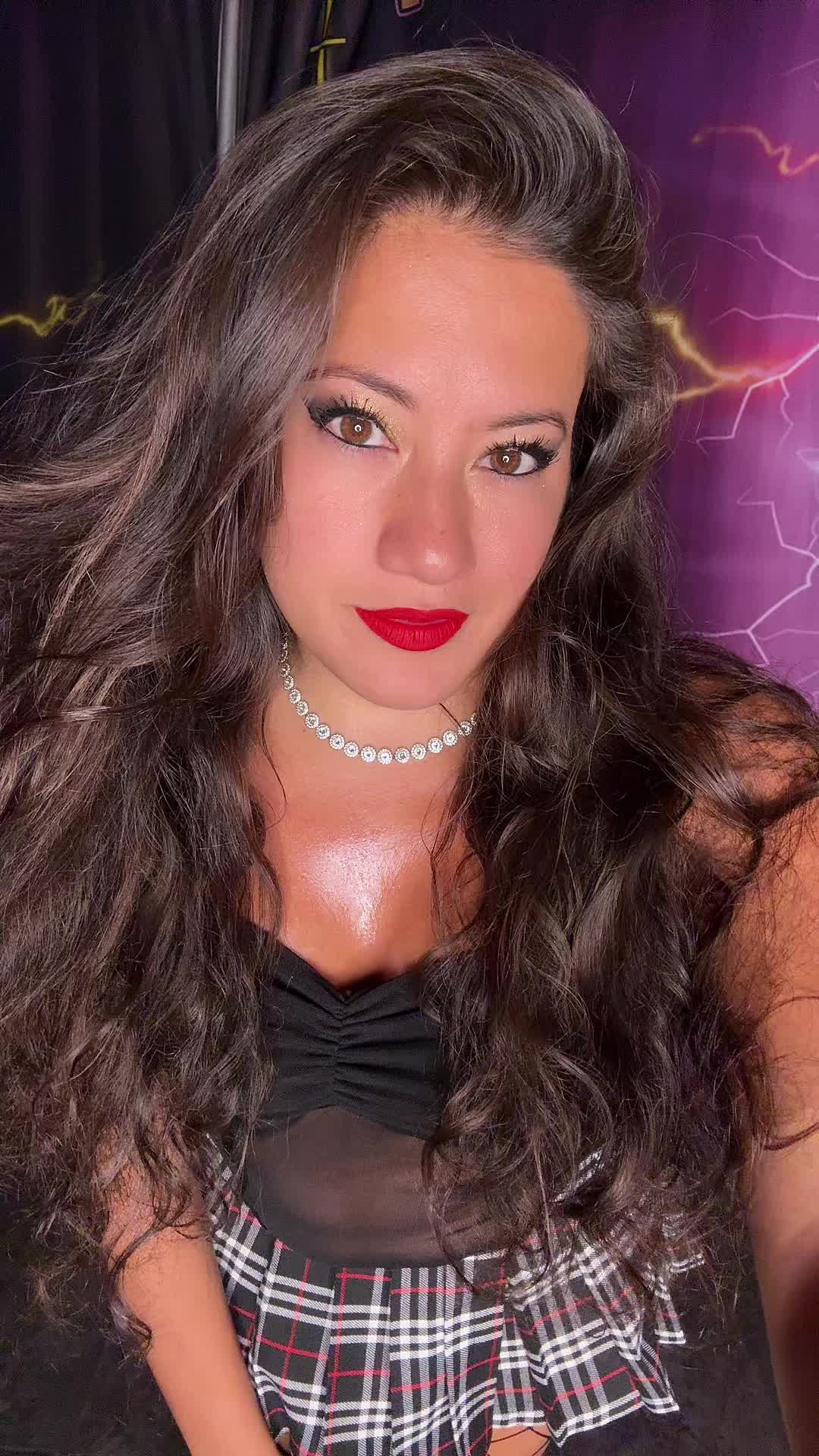 @lovelilahart