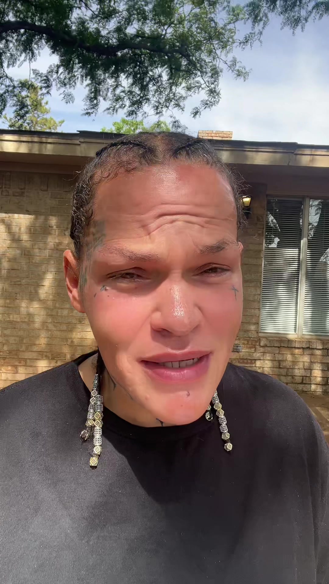 @MoeMillionz