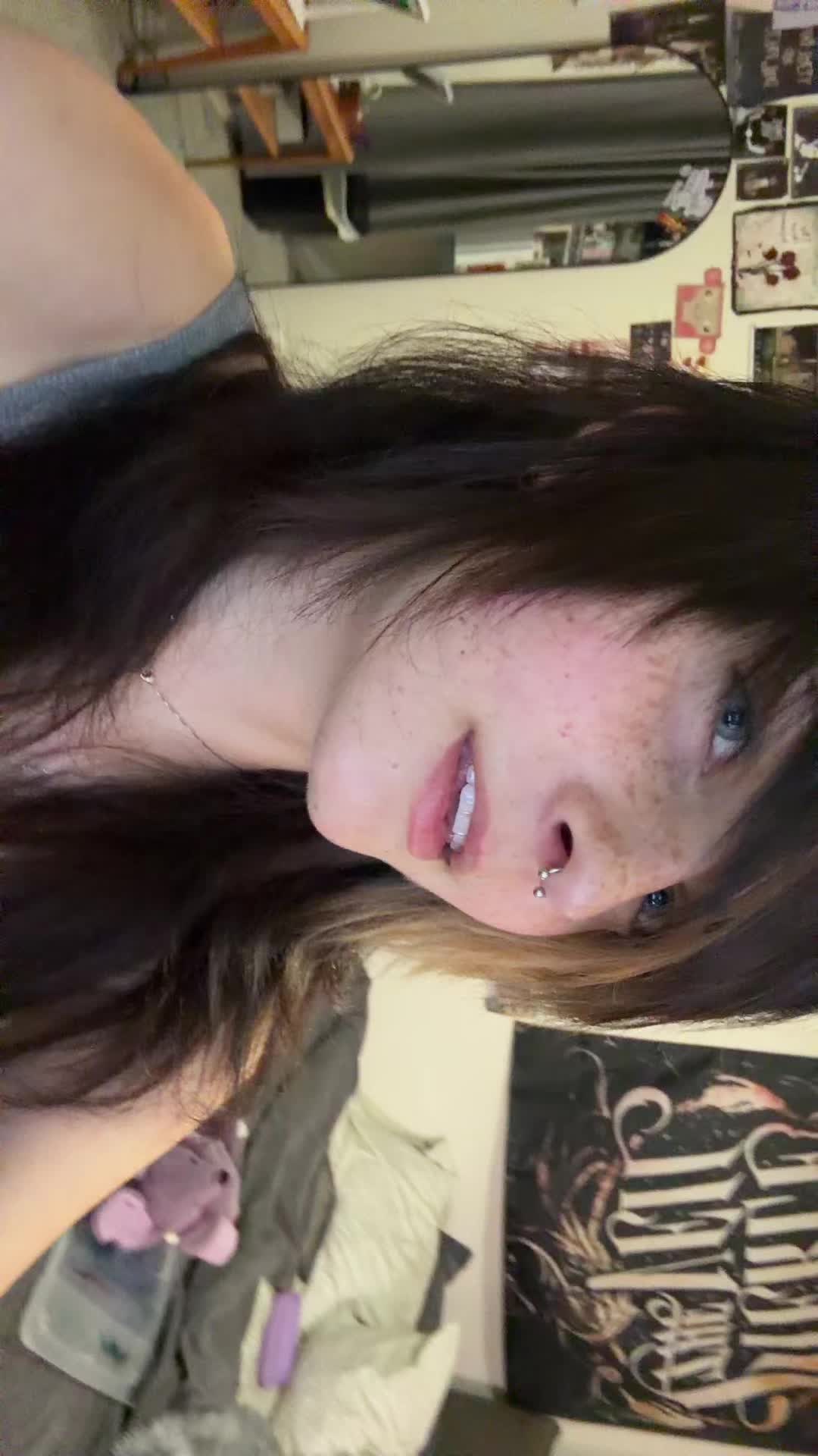 @Poptartfarts🧁