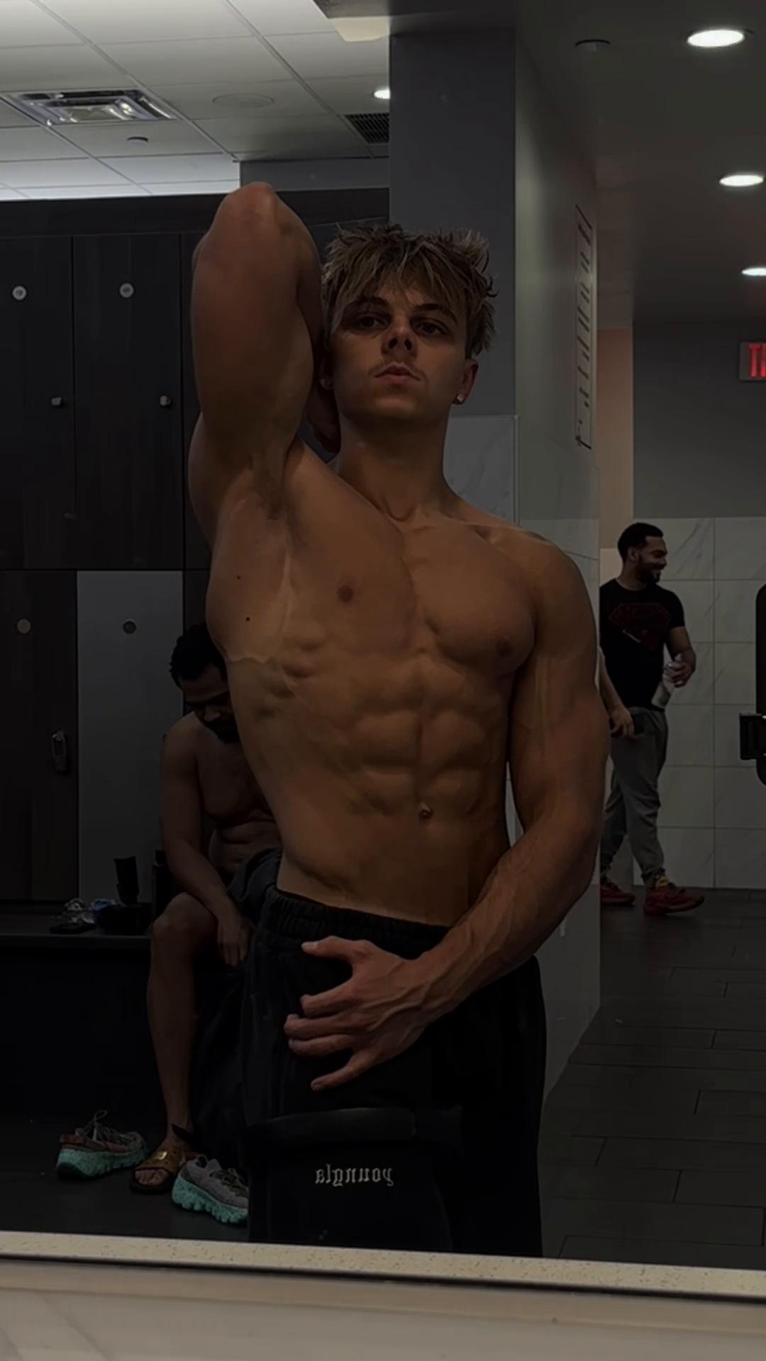 @dylan