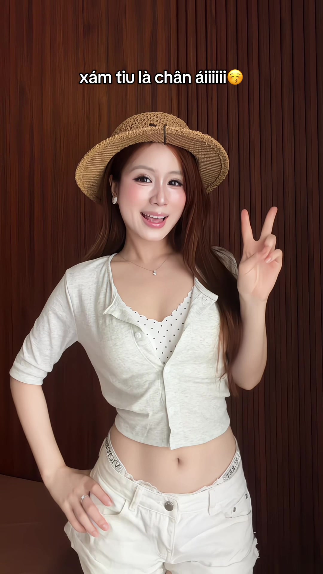 @Linh T&iacute;t 🐰ྀི 💫