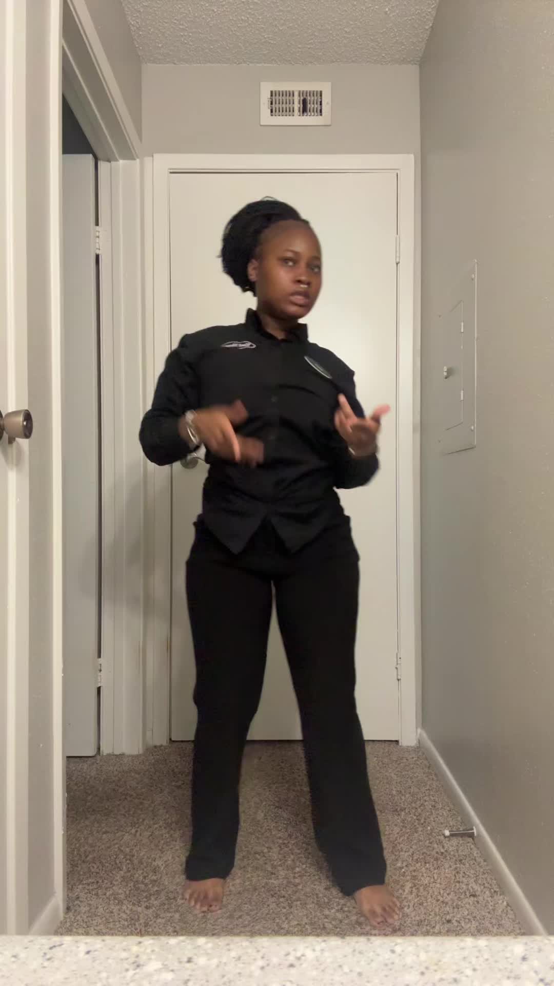 @C&rsquo;nya🖤.