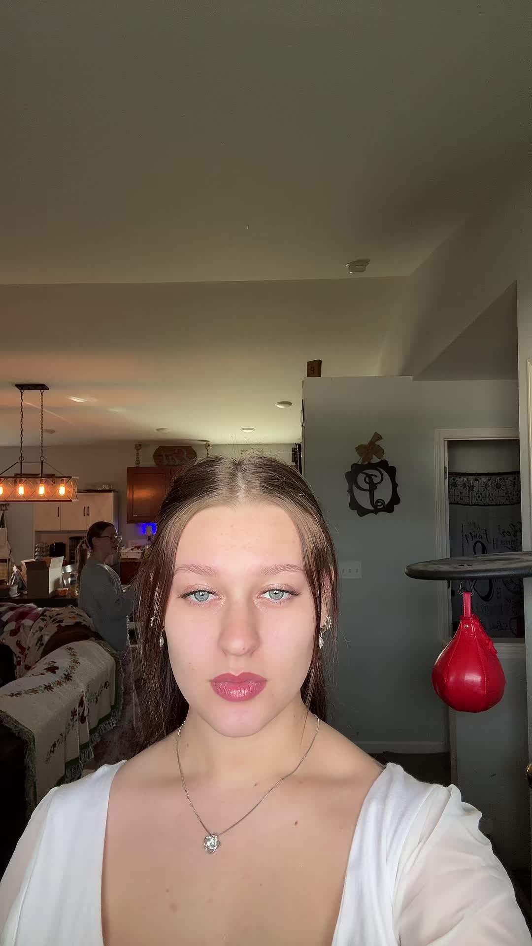 @kayleapoplin