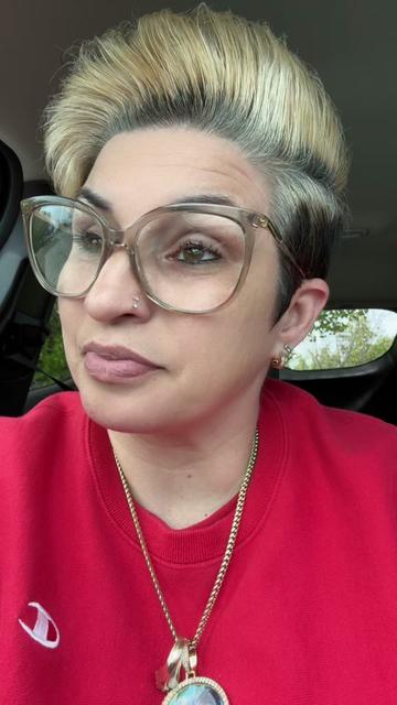 @EyeCandiXoX