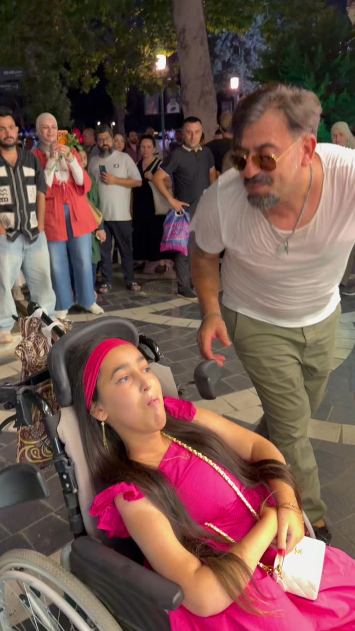 @Çılgın Dondurmacı