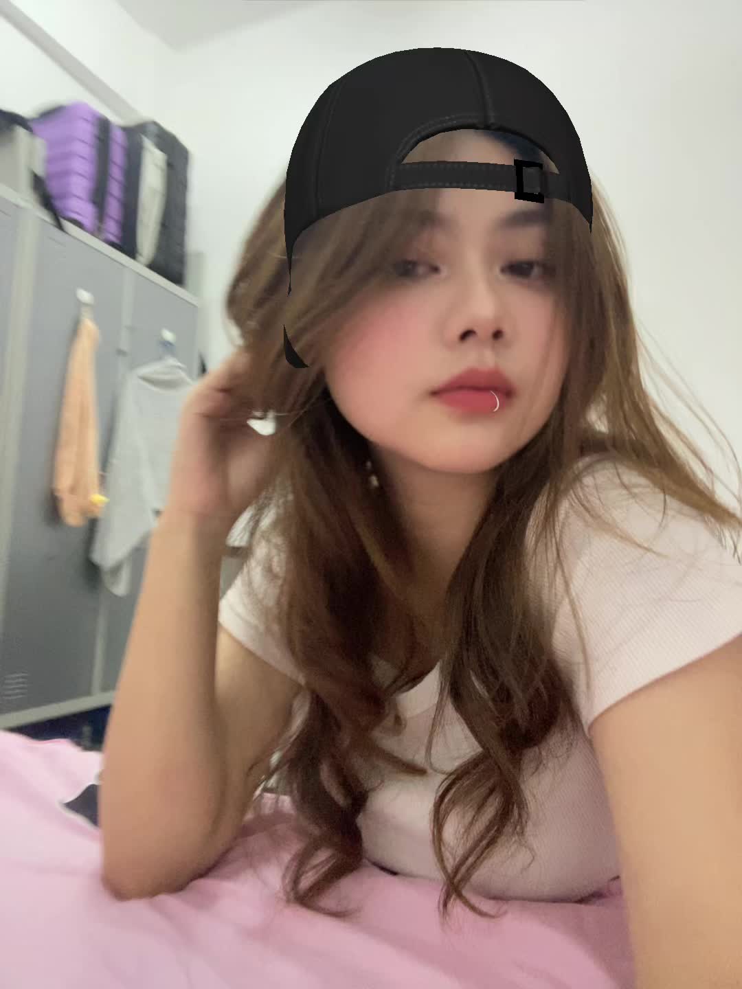 @g