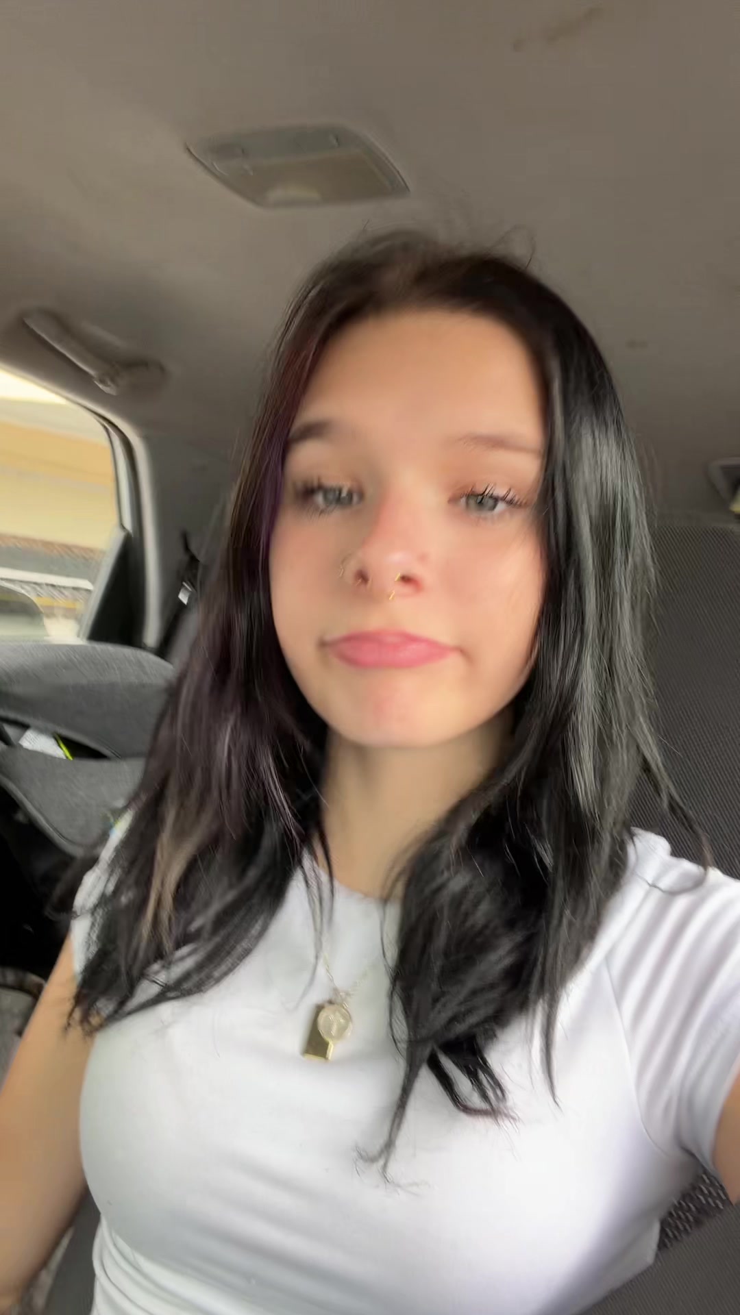 @ℒ✩𝓃𝒹✩𝓃🤍