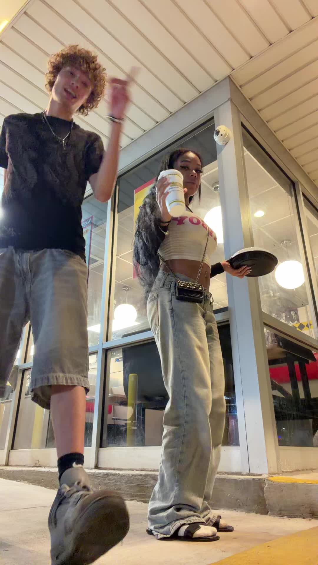 @kingbutch_