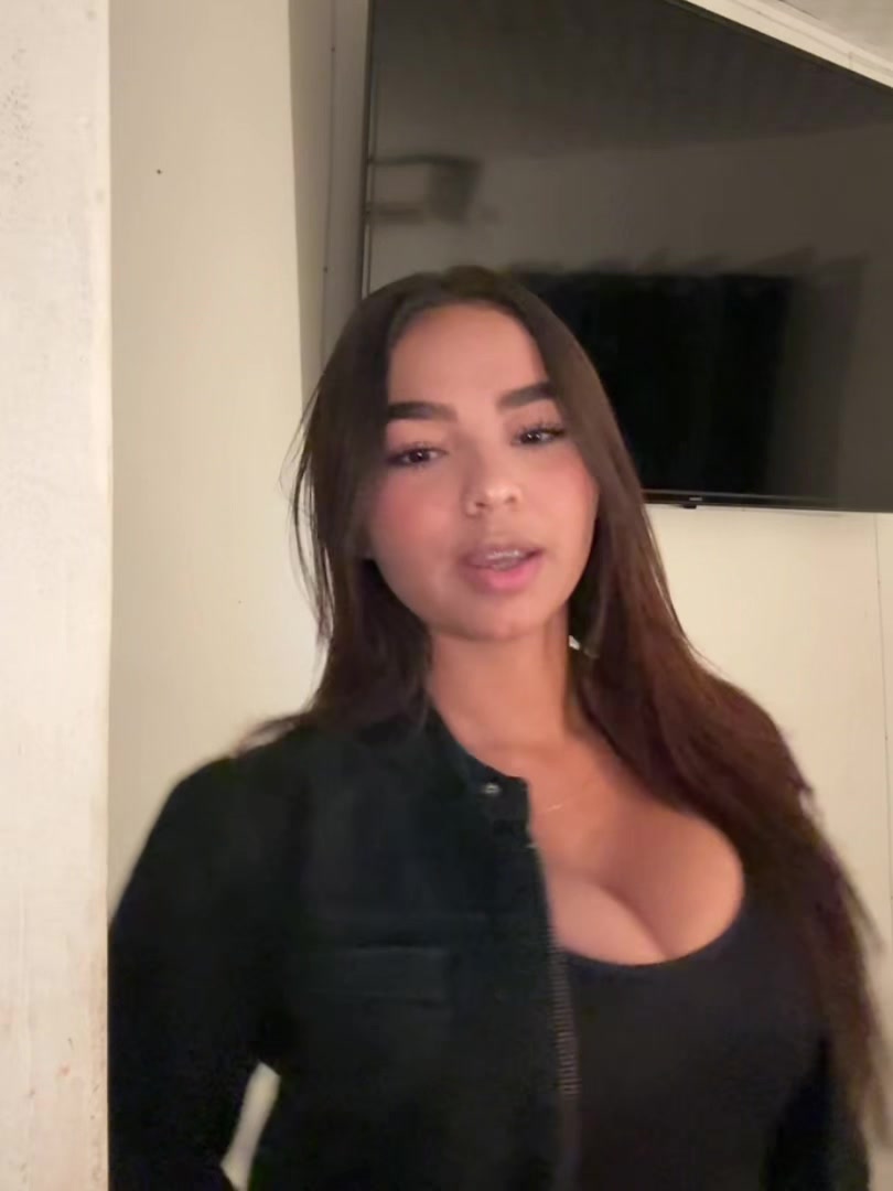 @hellenppowell