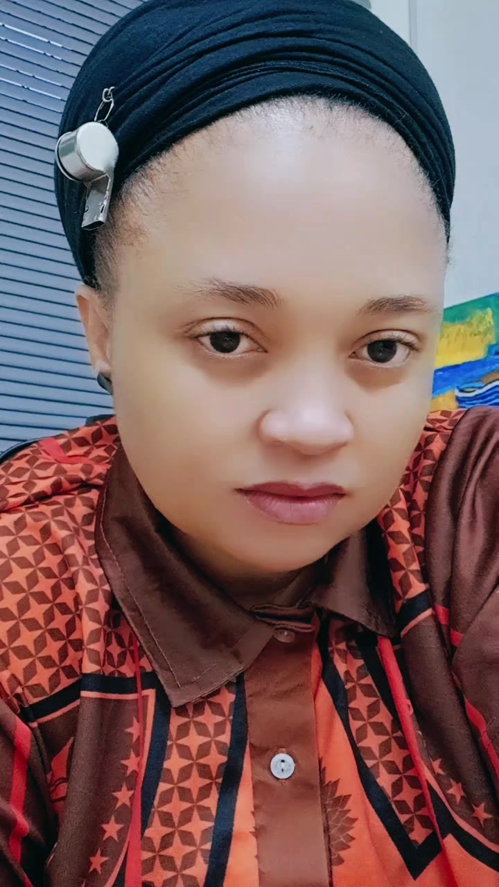 @Dr Lisebo Mothepu