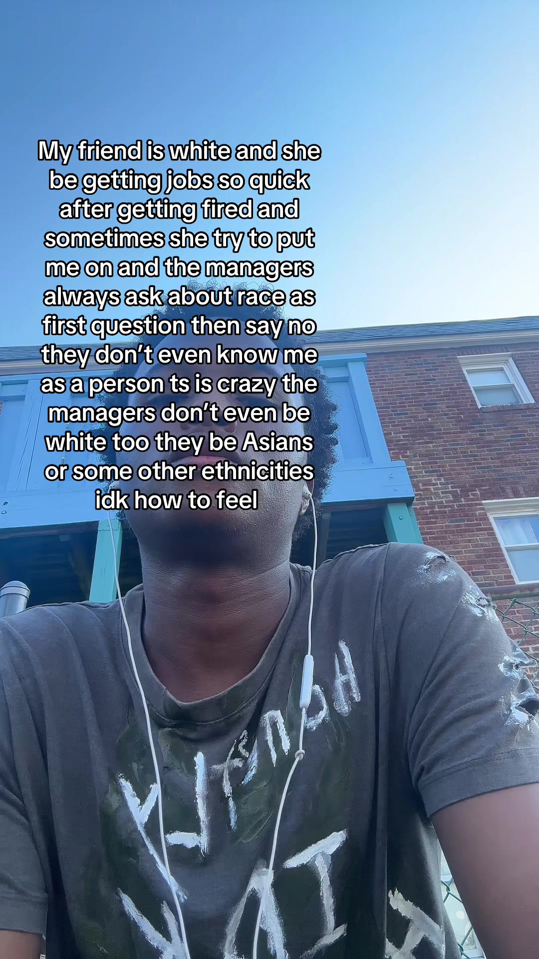 @⃟