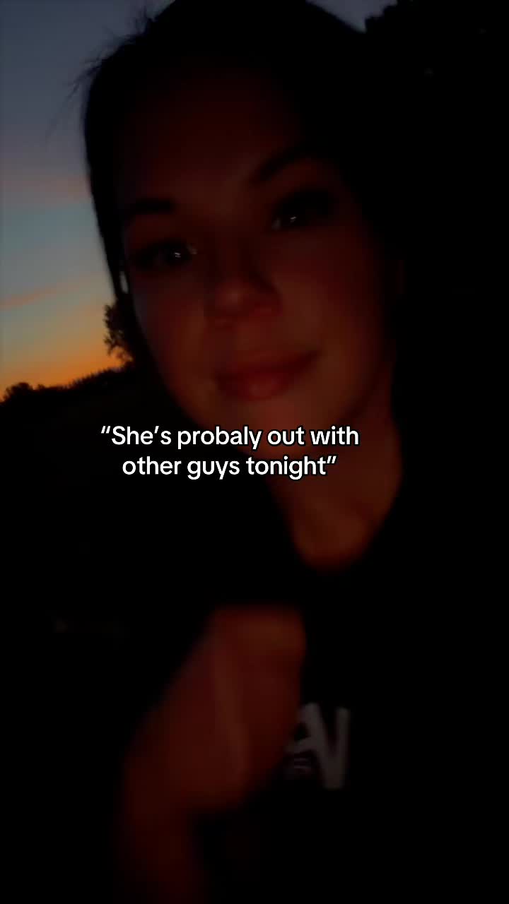 @Alexxx🖤