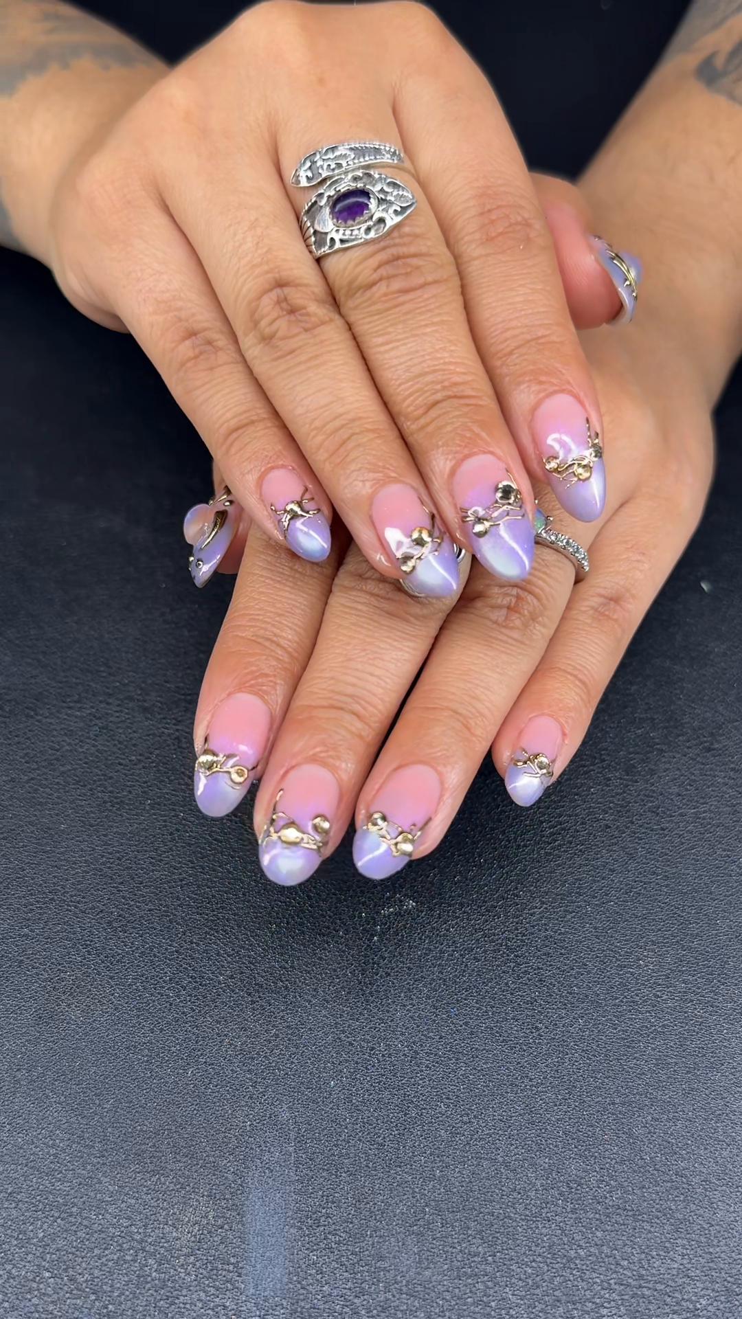 @NailsByMikki