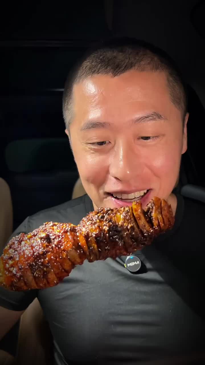 @MoMo
