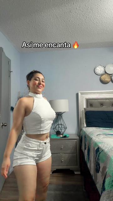 @Chaparrita 🇭🇳 🇺🇸