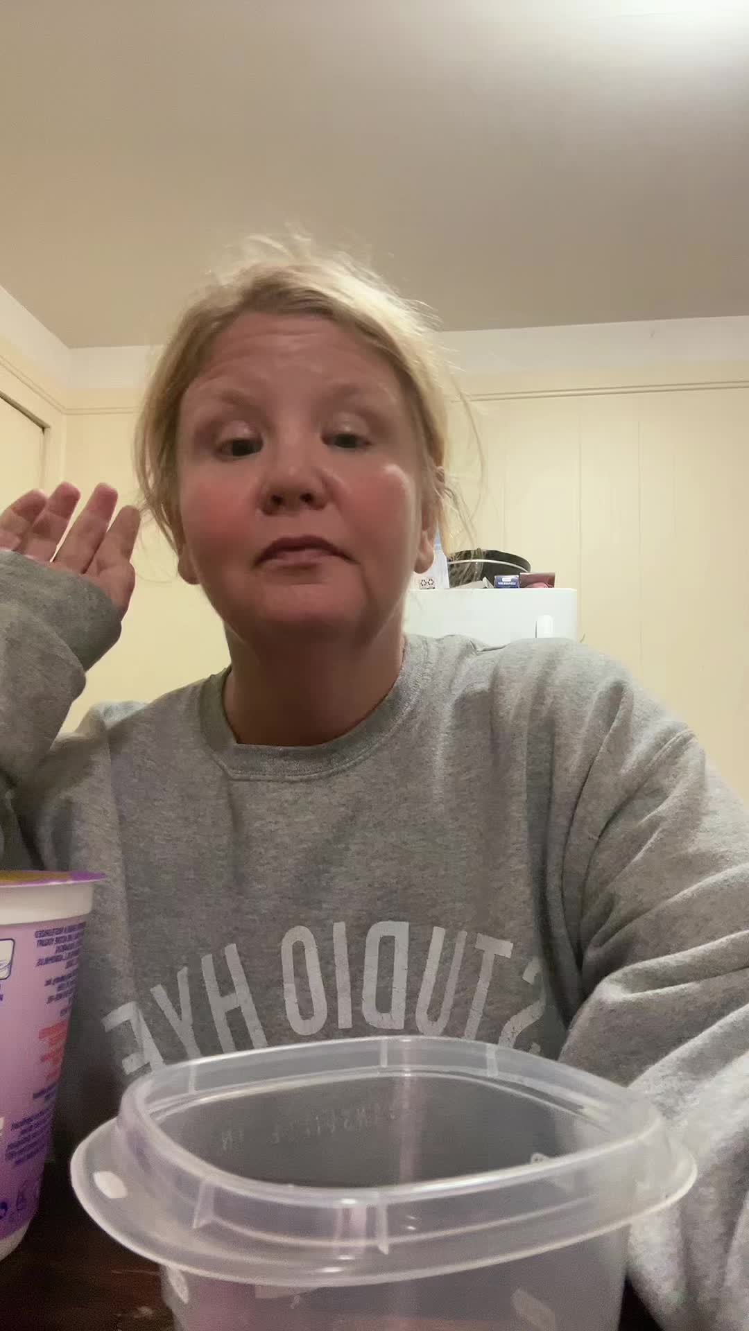 @Lexi Lou💕🪩🫶🌟☮️