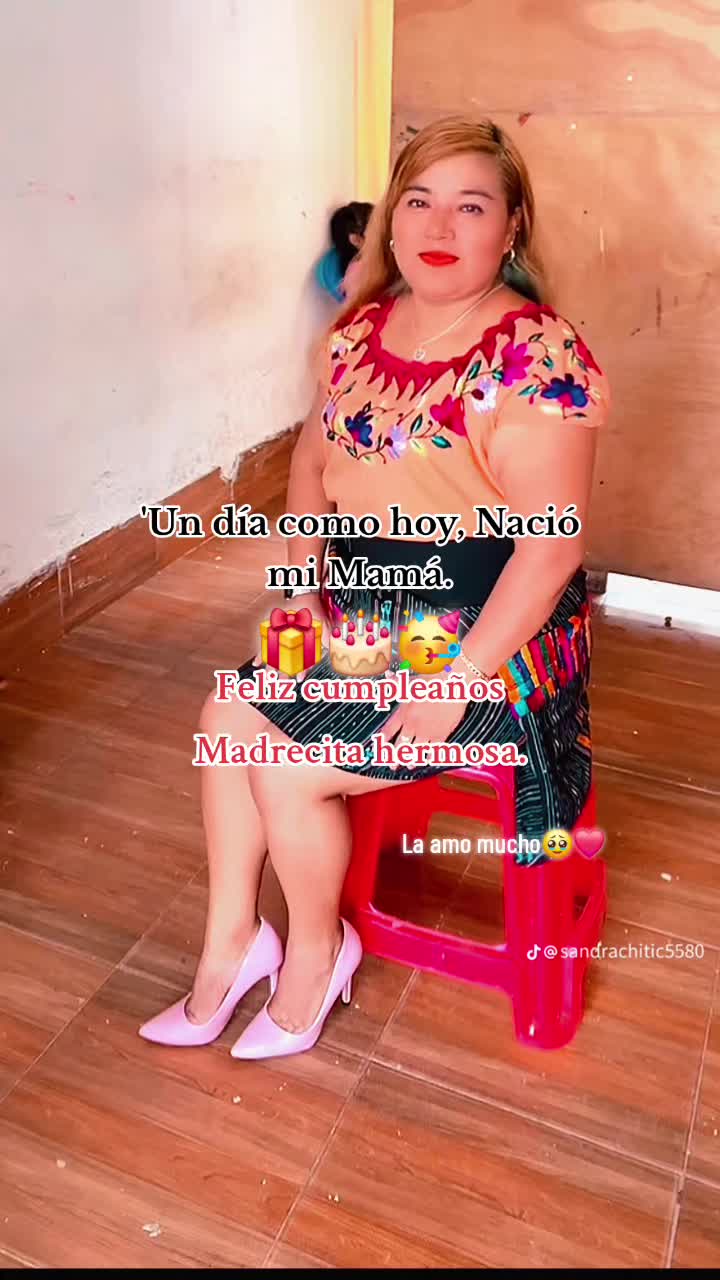 @𝕤𝕠𝕗𝕚 𝕔𝕙𝕚𝕥𝕚𝕔🖤