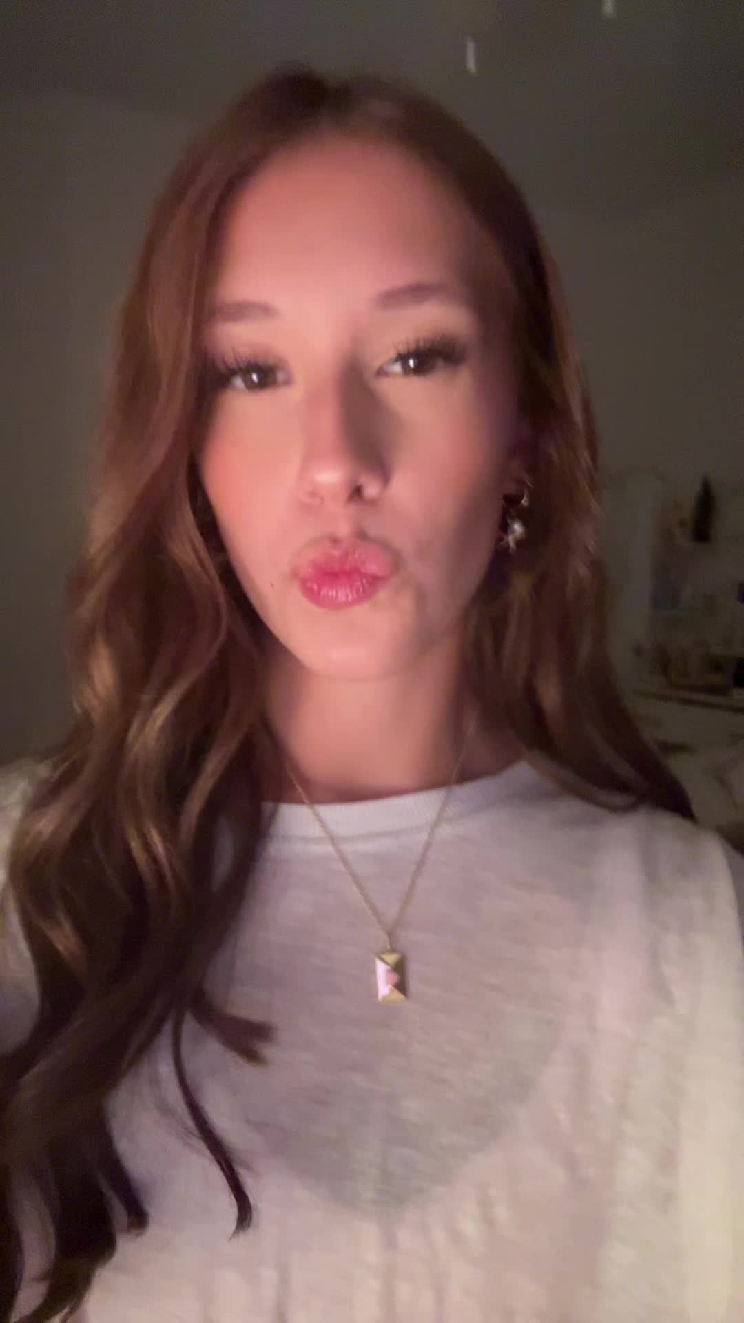 @lily