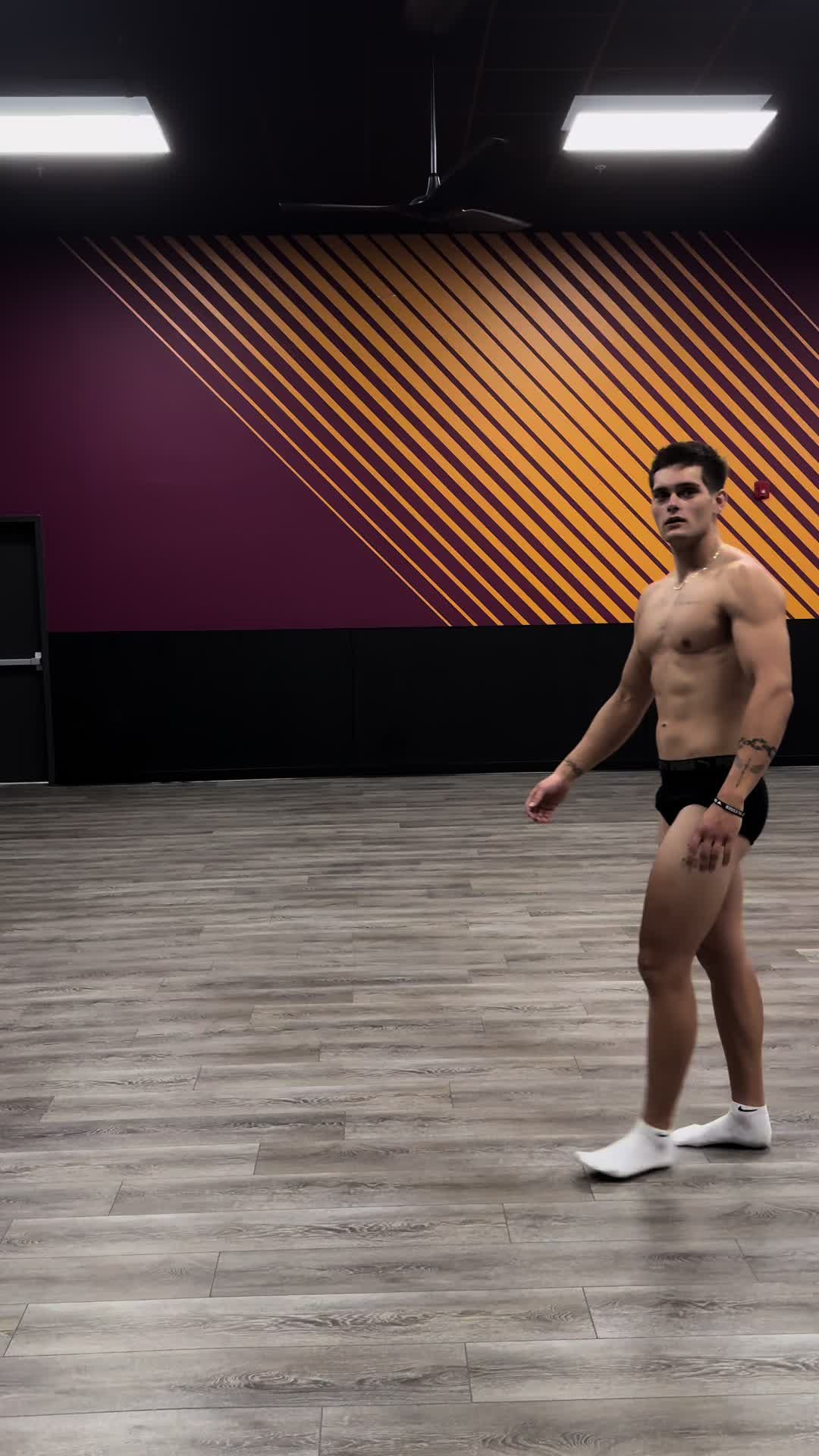 @Cy_liftz