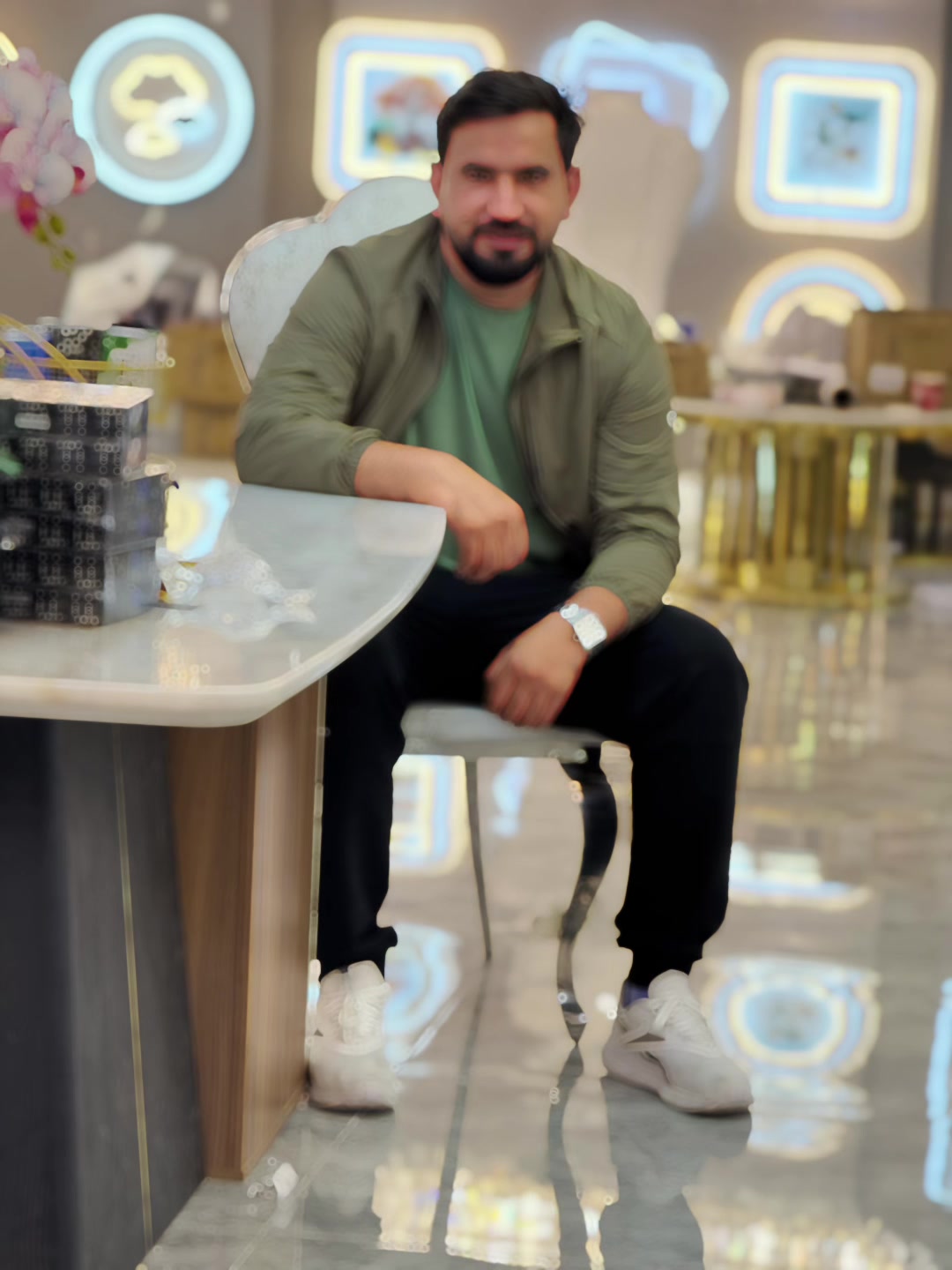 @Gulfam Chaudary🇦🇪❤️🇵🇰