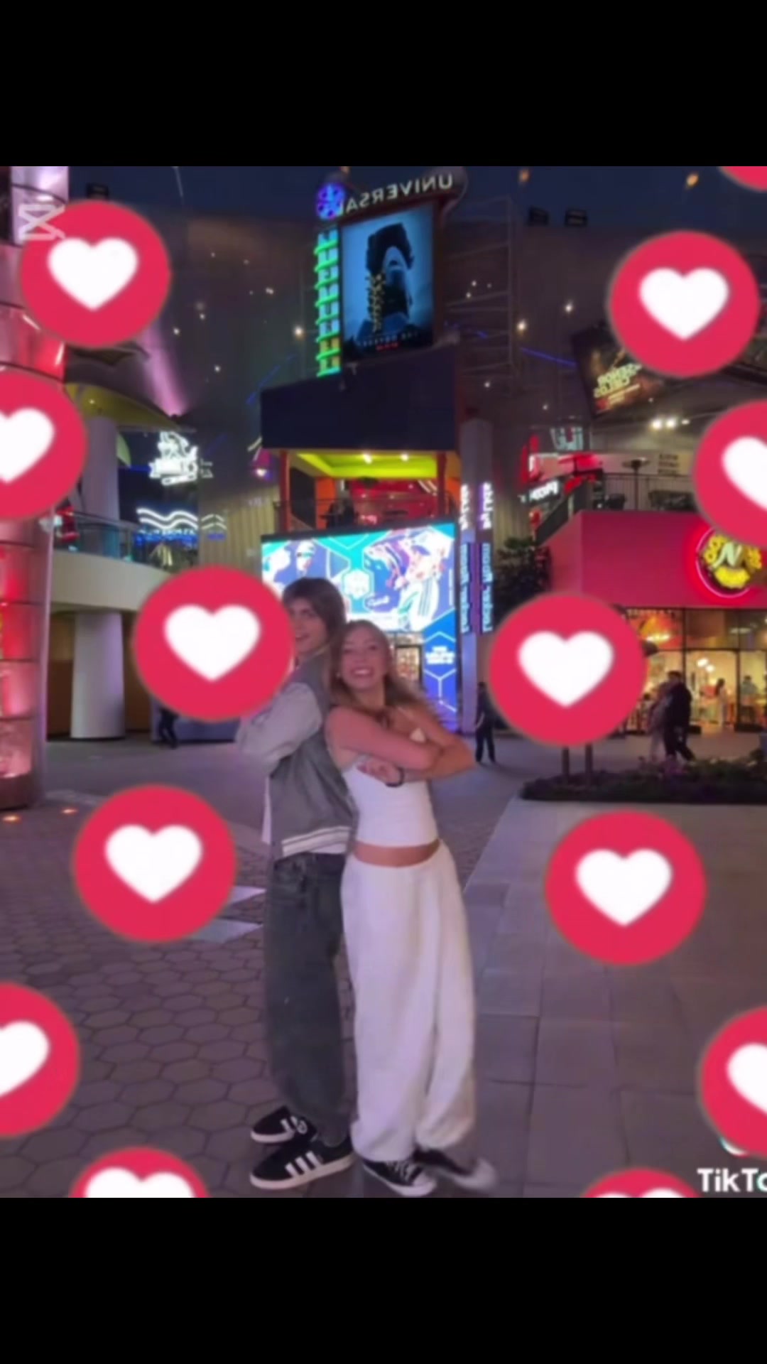 @Elliethemonkeygirl🐒🍌👱🏼♀️