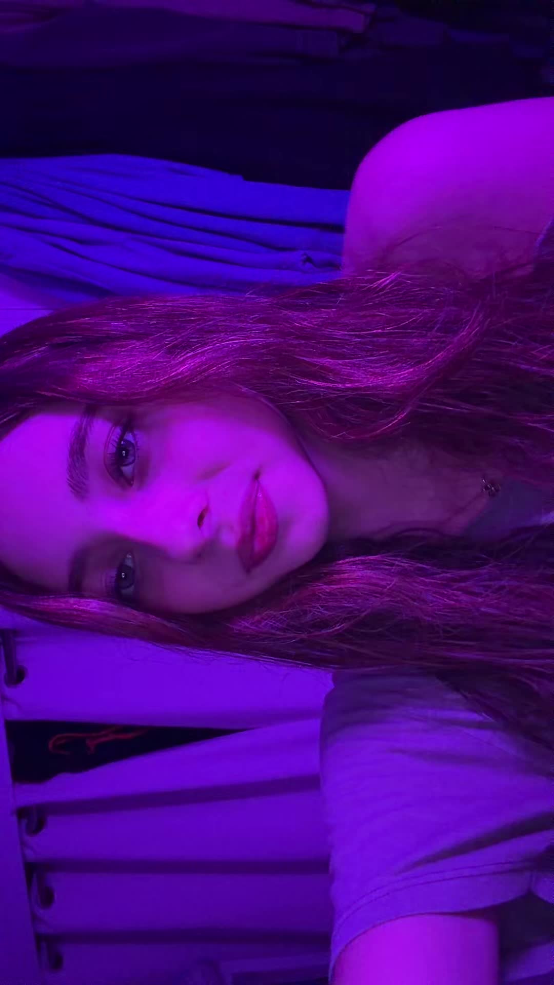 @🍒va