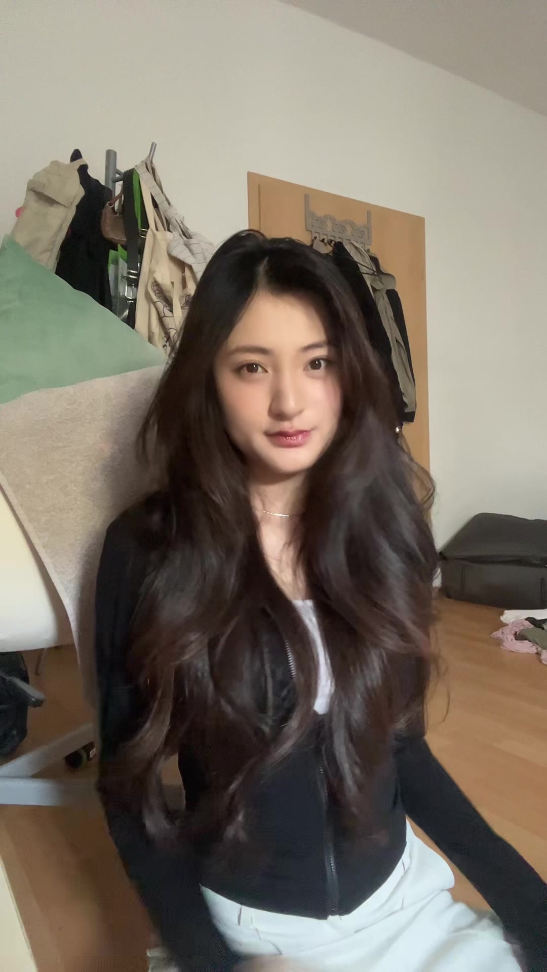 @777