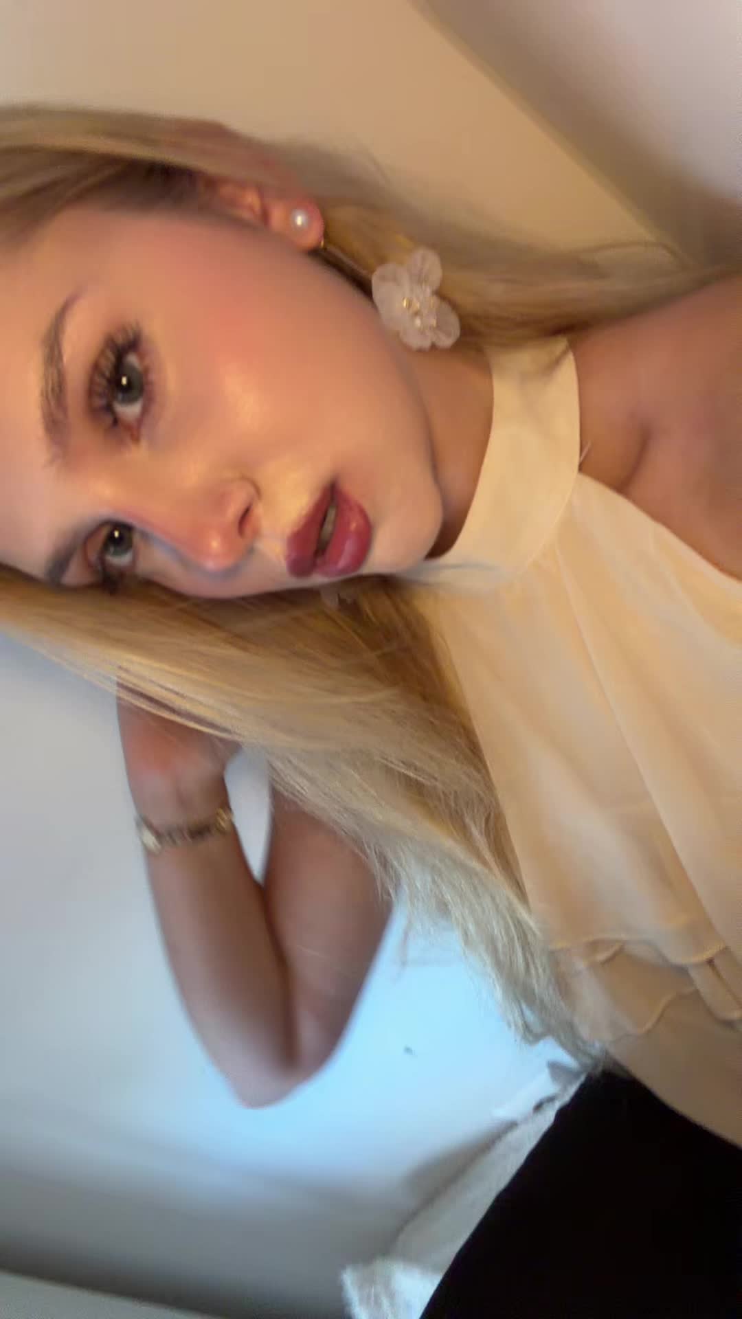 @glowingsusi