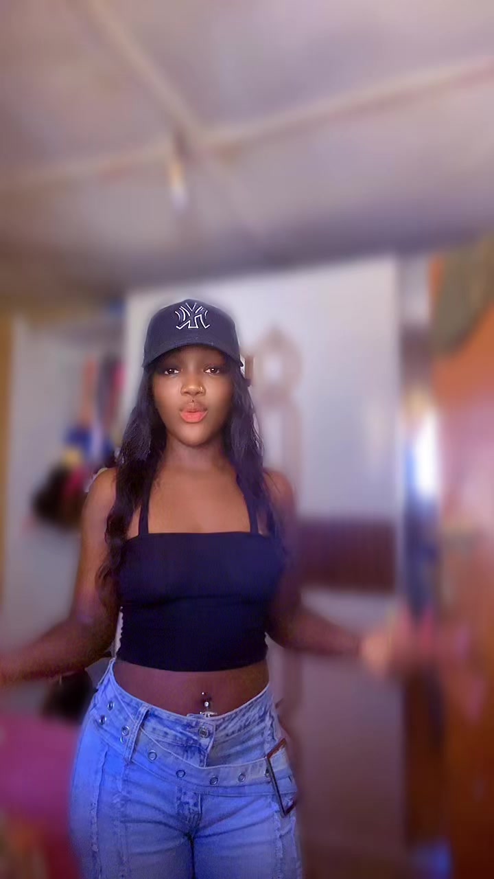 @Black berry 🖤