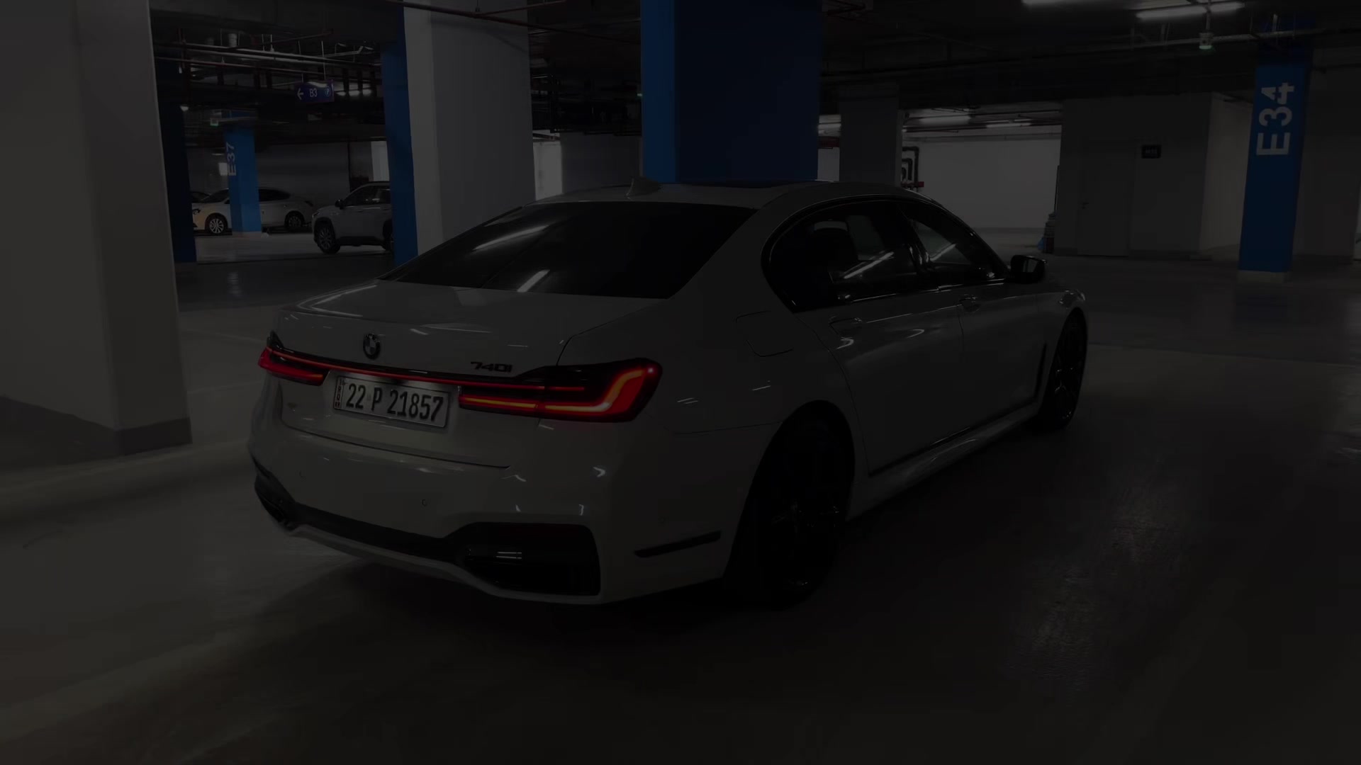 @𝐦.𝐛.𝐫