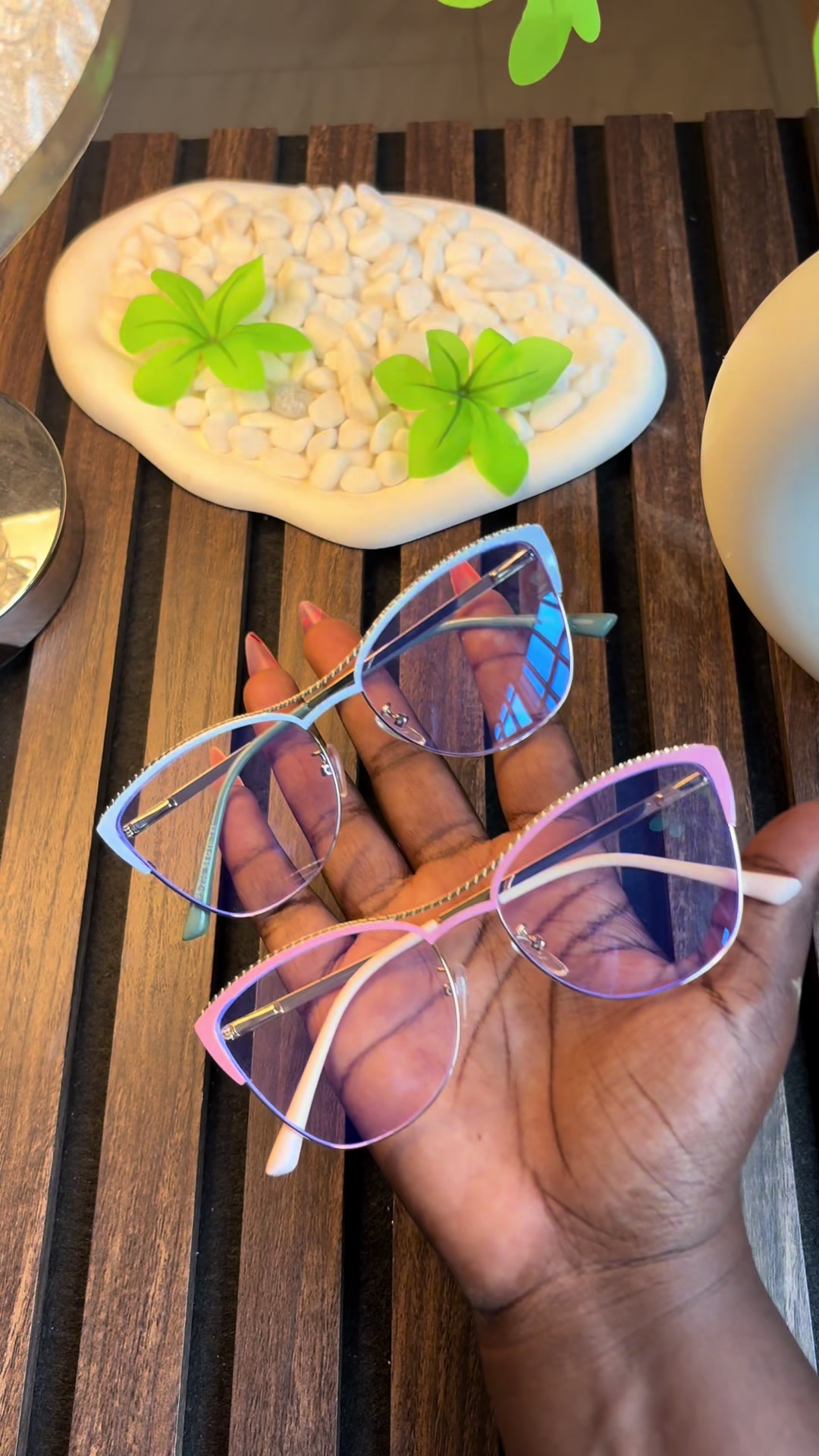 @Shadessson||eyewearshop
