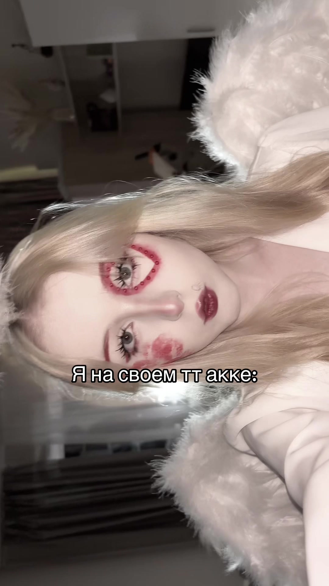 @???