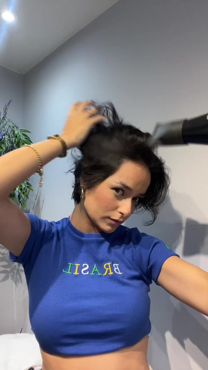 @laysriz