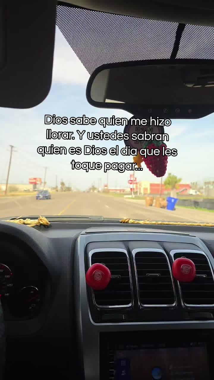 @yulianna Villanueva